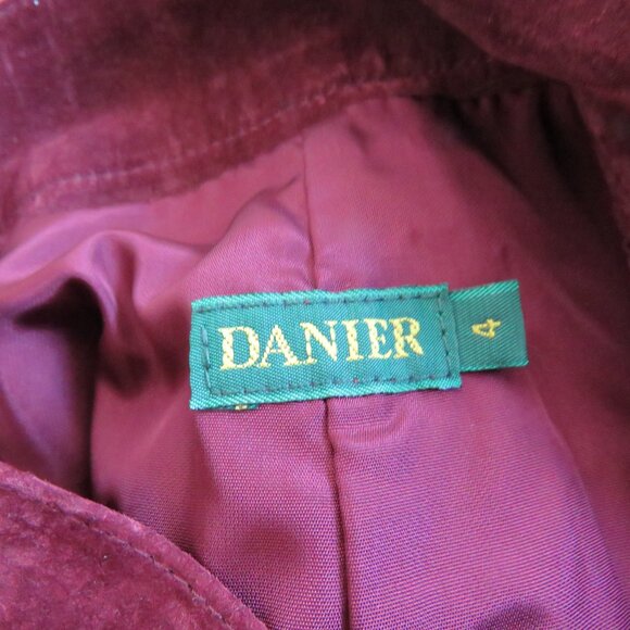 VINTAGE DANIER Deadstock Maroon Leather Suede High Waisted Shorts - Size 4 NWT - Picture 13 of 15